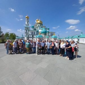 Жители Ломоносовского посетили Ново-Иерусалимский и Саввино-Сторожевский монастыри