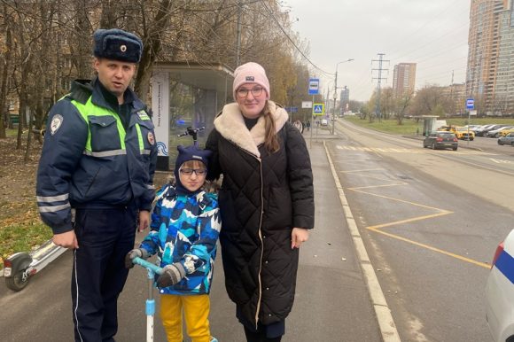 На юго-западе столицы сотрудники Госавтоинспекции провели мероприятие «Пешеход-ребенок»