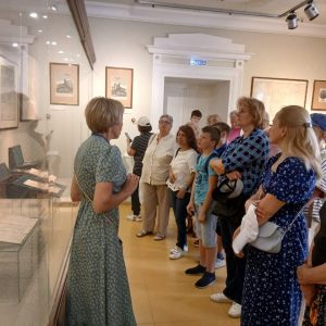 Муниципальный округ организовал экскурсию для жителей