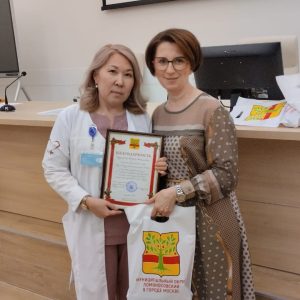 Глава администрации муниципального округа Ломоносовский Анастасия Шутова поздравила медицинский персонал Городской поликлиники №22