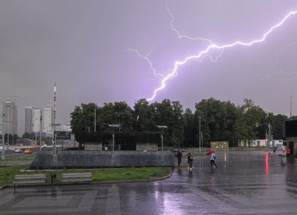 Что делать при грозе?