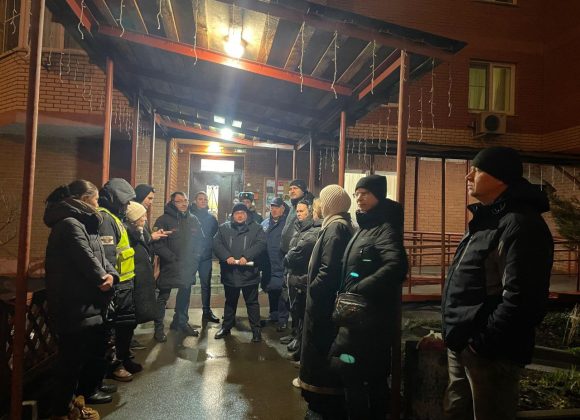 Андрей Морозов присоединился к еженедельному обходу района