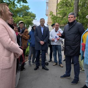 Юлия Куземина и Елена Тобина приняли участие в обходе главы управы Юлия Куземина и Елена Тобина приняли участие в обходе главы управы