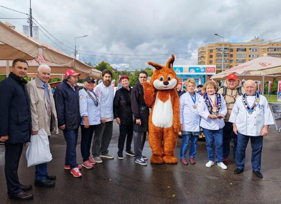 «Русская кухня: мост между культурами» на День города в парке “Надежда”